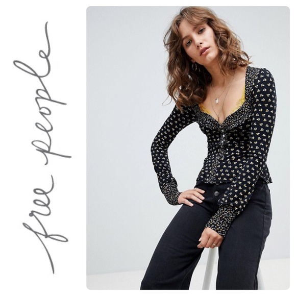 NEW FREE PEOPLE KISSIN KATE FLORAL TOP BLACK COMBO - Picture 3 of 8